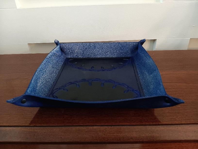Warren Dorer-Deep Blue Clutter Catcher