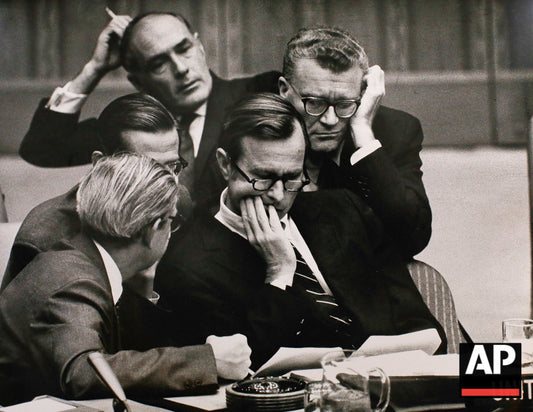 1971-09-26 UNITING THEIR THOUGHTS—GHW BUSH AT UN