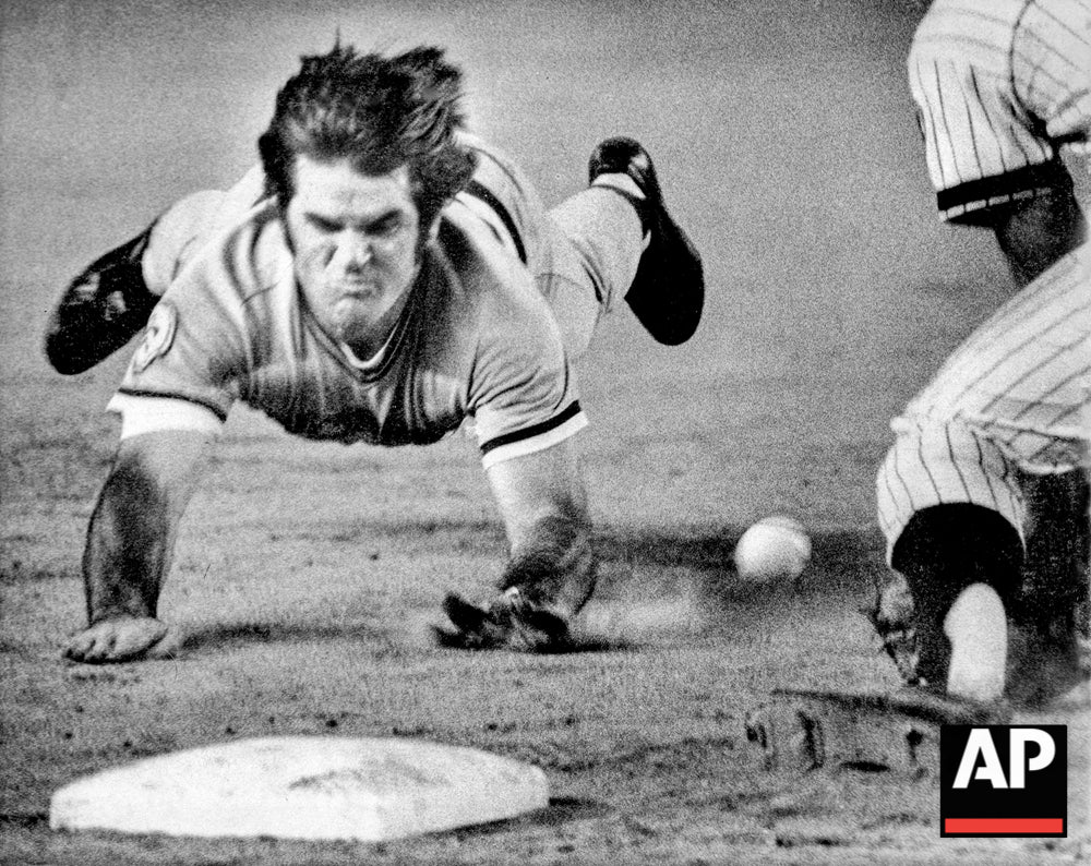 1976-08-13 Pete Rose slides into third