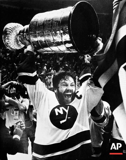 1980-05-24 Potvin Holds Stanley Cup-a