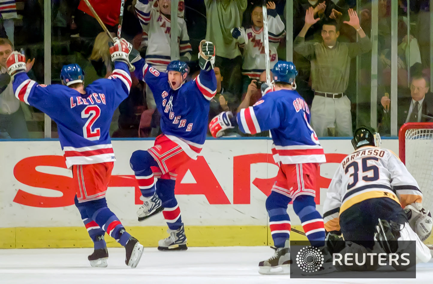 1999-04-18 Gretzky celeb RTR10CP5fix