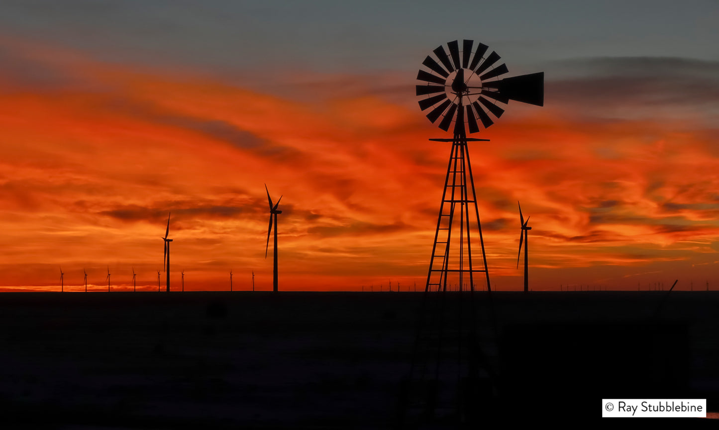 2022-01-06 Windmill near Amarillo 27520